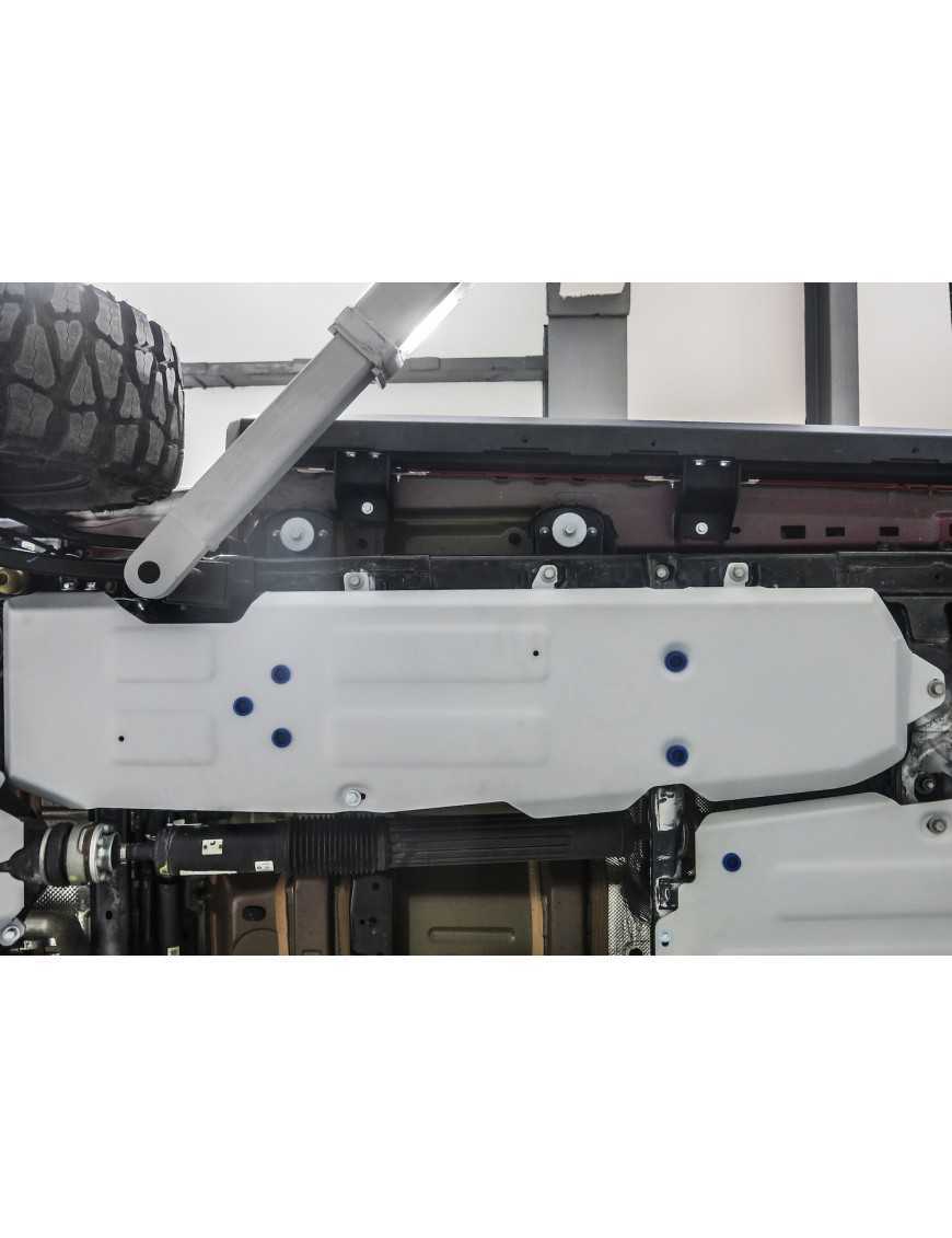 Zamontowane aluminiowe osłony podwozia Rival 4x4 pod Jeepem Wranglerem JL